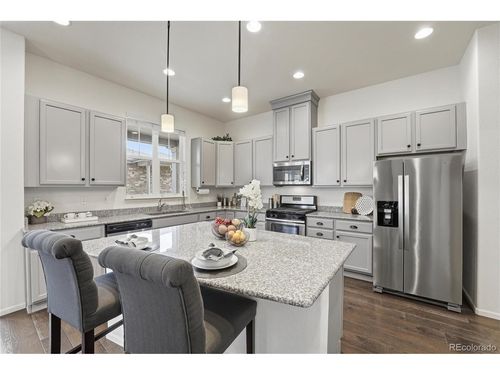6907 W Jewell Dr, Lakewood, CO, 80227-2580 | Card Image