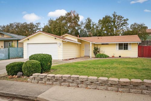 2017 N Cirby Way, Roseville, CA, 95661-4901 | Card Image