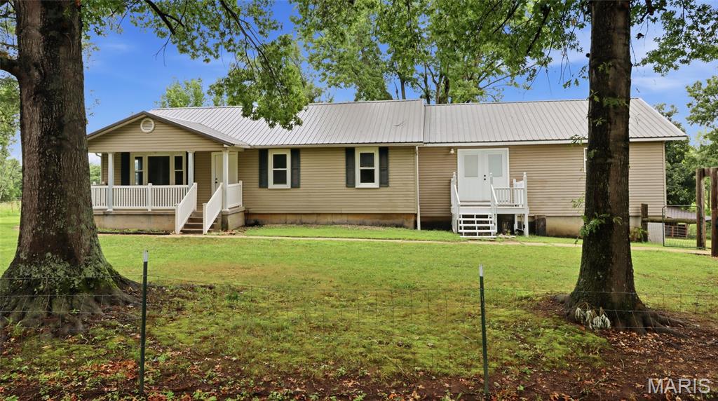 Residential in Newburg 3