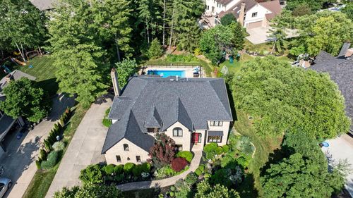 8500 Stonechat Loop, Dublin, OH, 43017-8625 | Card Image