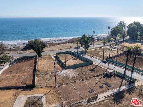 316 Swarthmore Ave, Pacific Palisades, CA, 90272-4614 | Card Image