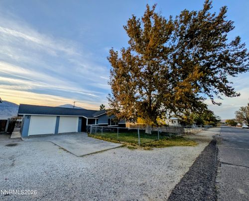 367 Connelly St, Hawthorne, NV, 89415-7721 | Card Image