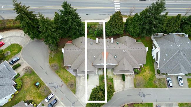 5274 Arbour Cres, Townhouse with 3 bedrooms, 2 bathrooms and 1 parking in Nanaimo BC | Image 10