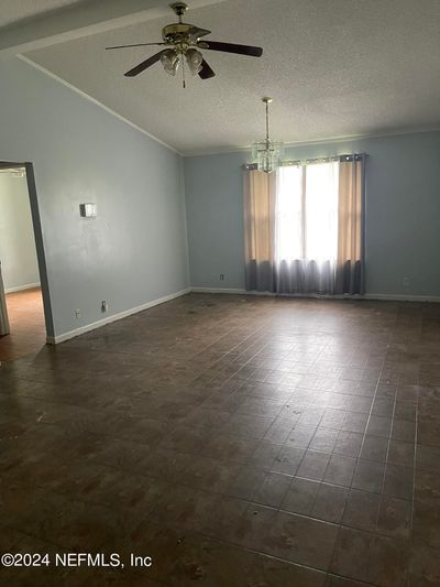 7905 118 Th Street, House other with 3 bedrooms, 2 bathrooms and null parking in Jacksonville FL | Image 3