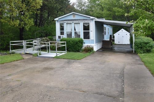 29 Comfort Ln, South Kingstown, RI, 02879-4456 | Card Image