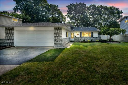 4499 Camellia Ln, North Olmsted, OH, 44070-2455 | Card Image