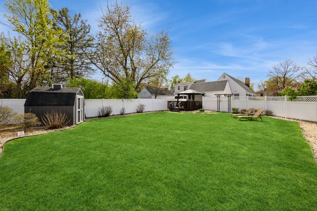 412 Grantley Ave, House other with 3 bedrooms, 2 bathrooms and 1 parking in Elmhurst IL | Image 15