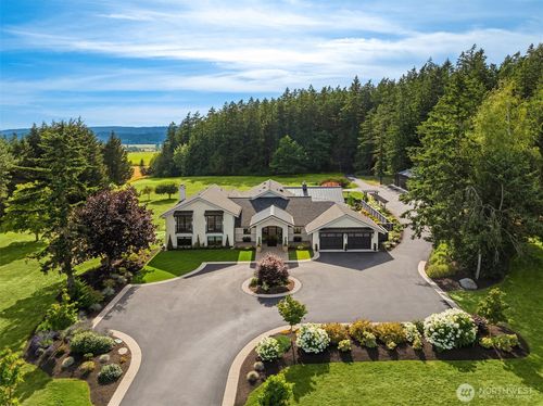 943 Good Rd, Camano Island, WA, 98282-8801 | Card Image