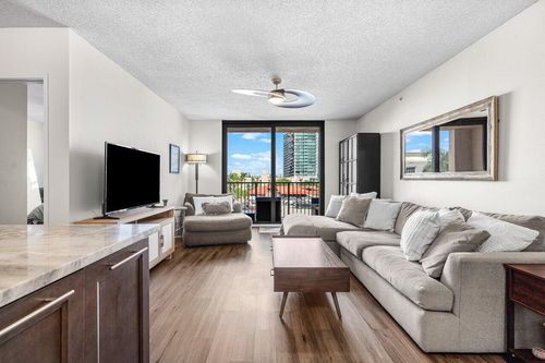 apt-410-651 Okeechobee Blvd, West Palm Beach, FL, 33401-6034 | Card Image