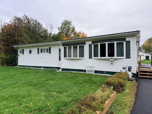 11 Shirley Avenue, Plattsburgh, NY, 12901 | Card Image