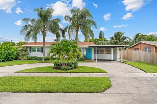 1250 Ne 23rd Pl, Pompano Beach, FL, 33064-5548 | Card Image