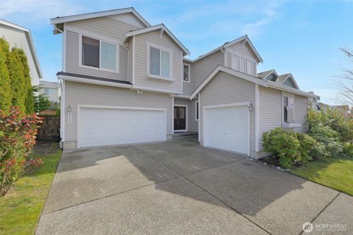 2209 164th Avenue Ct E, Lake Tapps, WA, 98391-4925 | Card Image