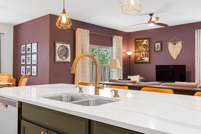 6404 Routenburn St, House other with 4 bedrooms, 2 bathrooms and 4 parking in Austin TX | Image 9