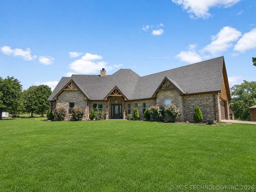 105 Rock House Rd, Bennington, OK, 74723-2143 | Card Image