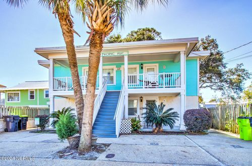 apt-4-205 Florence Ave, Carolina Beach, NC, 28428-4811 | Card Image