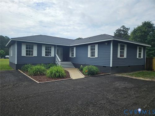 5990 Sweethaven Ln, Hayes, VA, 23072-2721 | Card Image