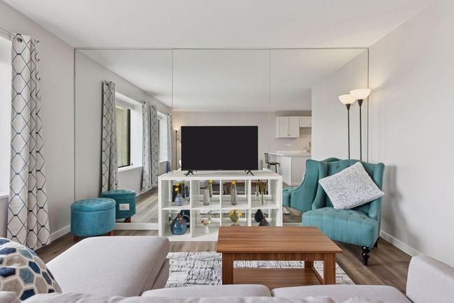 Spacious area to entertain | Image 9