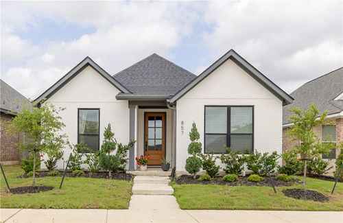 857 Double Mountain Rd, College Station, TX, 77845-2721 | Card Image