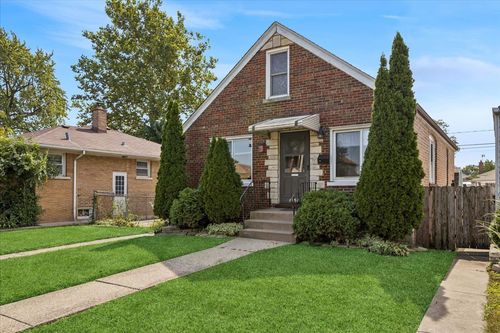 7241 W 62nd St, Summit, IL, 60501-1611 | Card Image