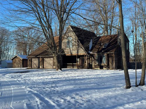 4233 State Rd, Fort Gratiot, MI, 48059-3619 | Card Image