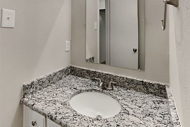 752 Arbor Downs Dr, House other with 4 bedrooms, 2 bathrooms and null parking in Plano TX | Image 13