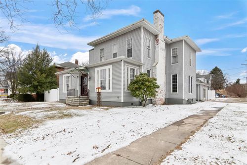 821 N State St, Litchfield, IL, 62056-1401 | Card Image