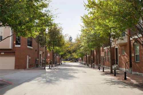 5014 Calloway Dr, Addison, TX, 75001-6337 | Card Image