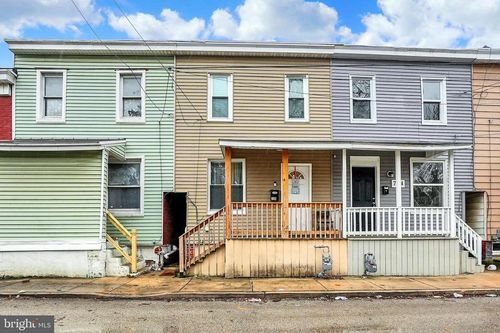 726 Glen Pl, YORK, PA, 17403-1616 | Card Image