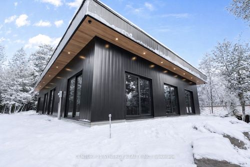 1840 Eady Rd, Renfrew, ON, K7V3Z8 | Card Image