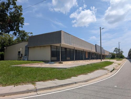 908 W Hill Ave, Valdosta, GA, 31601 | Card Image