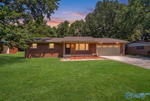 2620 Skyline Drive Nw, Huntsville, AL, 35810 | Card Image