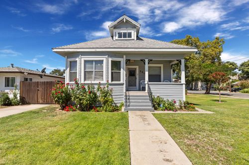 741 West St, Tracy, CA, 95376-3943 | Card Image