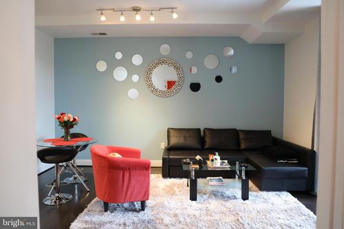 532-1111 Oronoco Street, ALEXANDRIA, VA, 22314 | Card Image