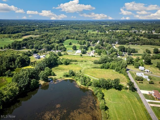 Aerial view with a water view | Image 4