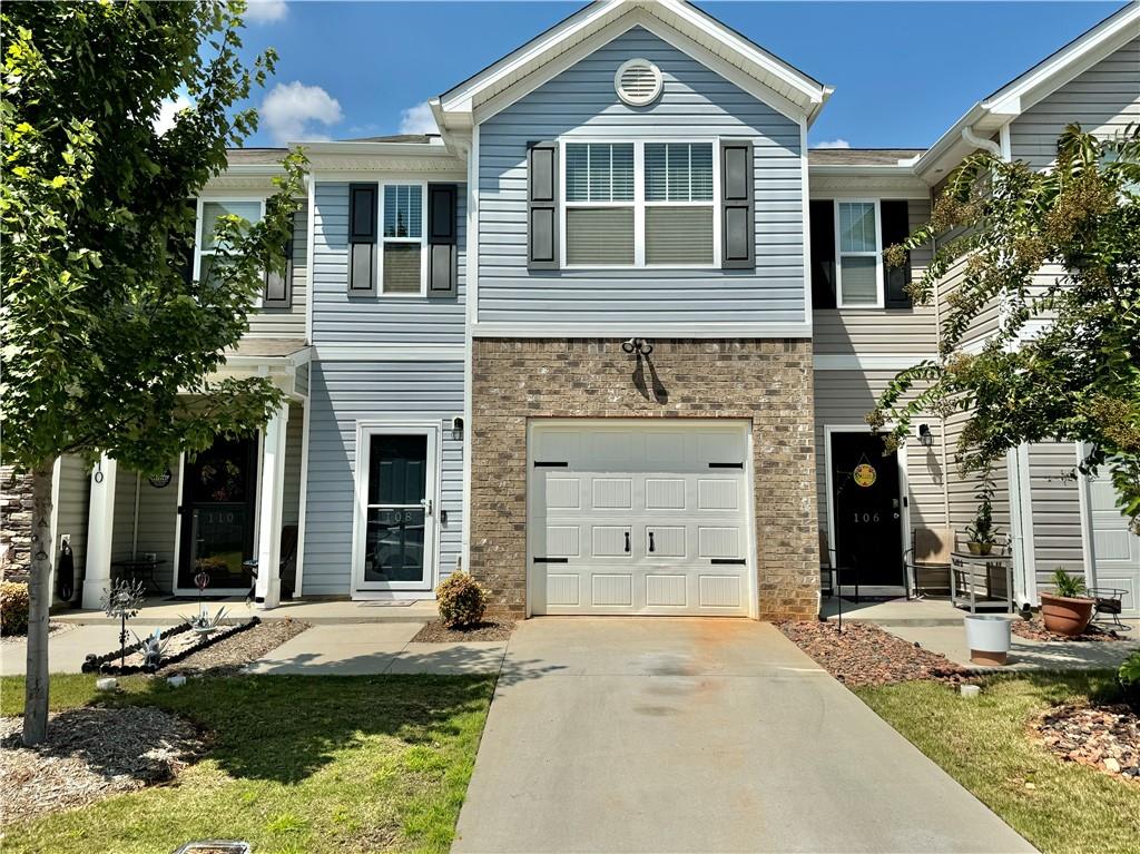 Southridge Ct, Easley, SC 29642
