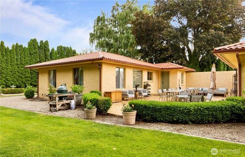 1720 Road 20 Nw, Soap Lake, WA, 98851-9644 | Card Image