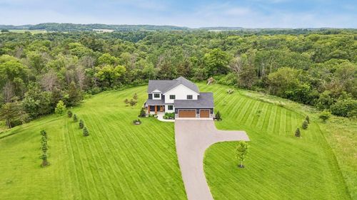 W11053 817th Ave, River Falls, WI, 54022-8804 | Card Image