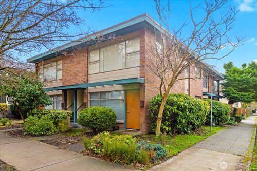 4912 Evanston Avenue N, Seattle, WA, 98103 | Card Image