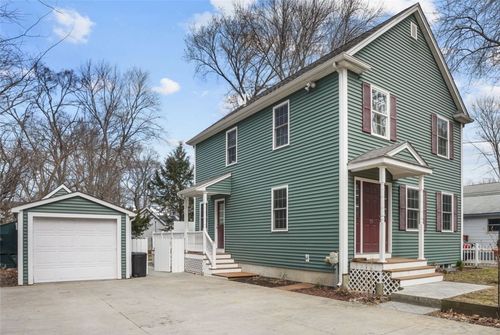 79 Coral Rd, North Attleboro, MA, 02760-3017 | Card Image