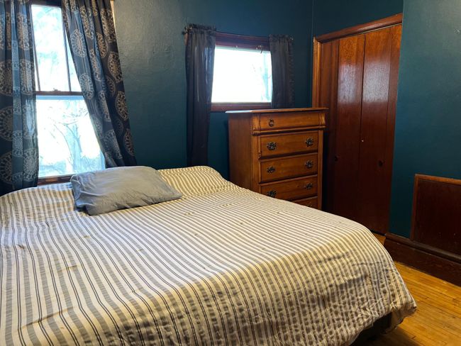 Owner's Suite with full bath | Image 11