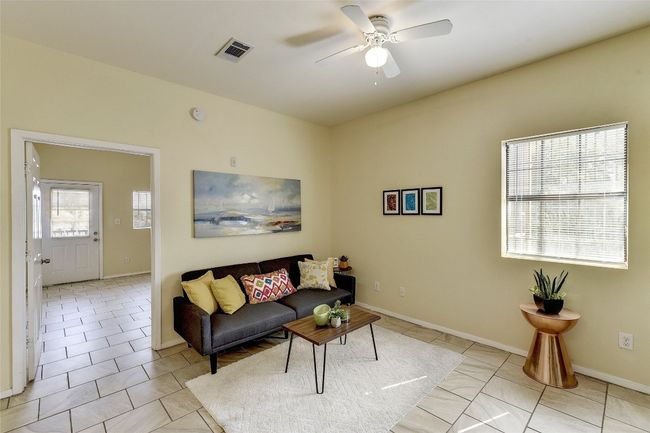 APT-202 - 420 N Pleasant Valley Rd, Condo with 1 bedrooms, 1 bathrooms and 1 parking in Austin TX | Image 7