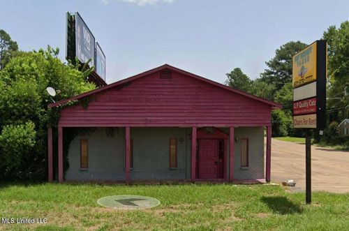2930 Terry Rd, Jackson, MS, 39212-3053 | Card Image