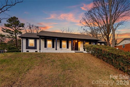 7301 Marlbrook Drive, Charlotte, NC, 28212 | Card Image