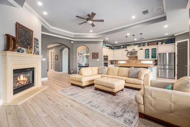 3038 S Island Dr, House other with 4 bedrooms, 5 bathrooms and 2 parking in Seabrook TX | Image 13