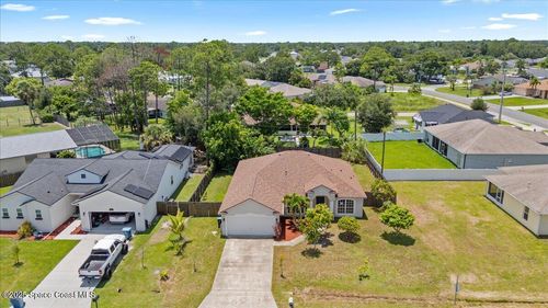 781 Dinner St Ne, Palm Bay, FL, 32907-2034 | Card Image