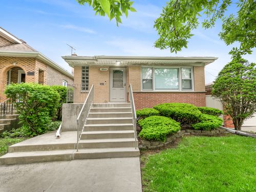 3860 N Oketo Ave, Chicago, IL, 60634-3411 | Card Image