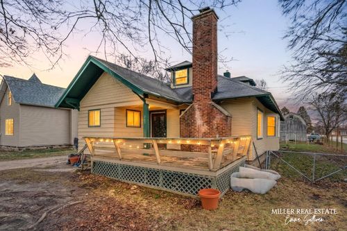 247 S Cressy St, Freeport, MI, 49325 | Card Image