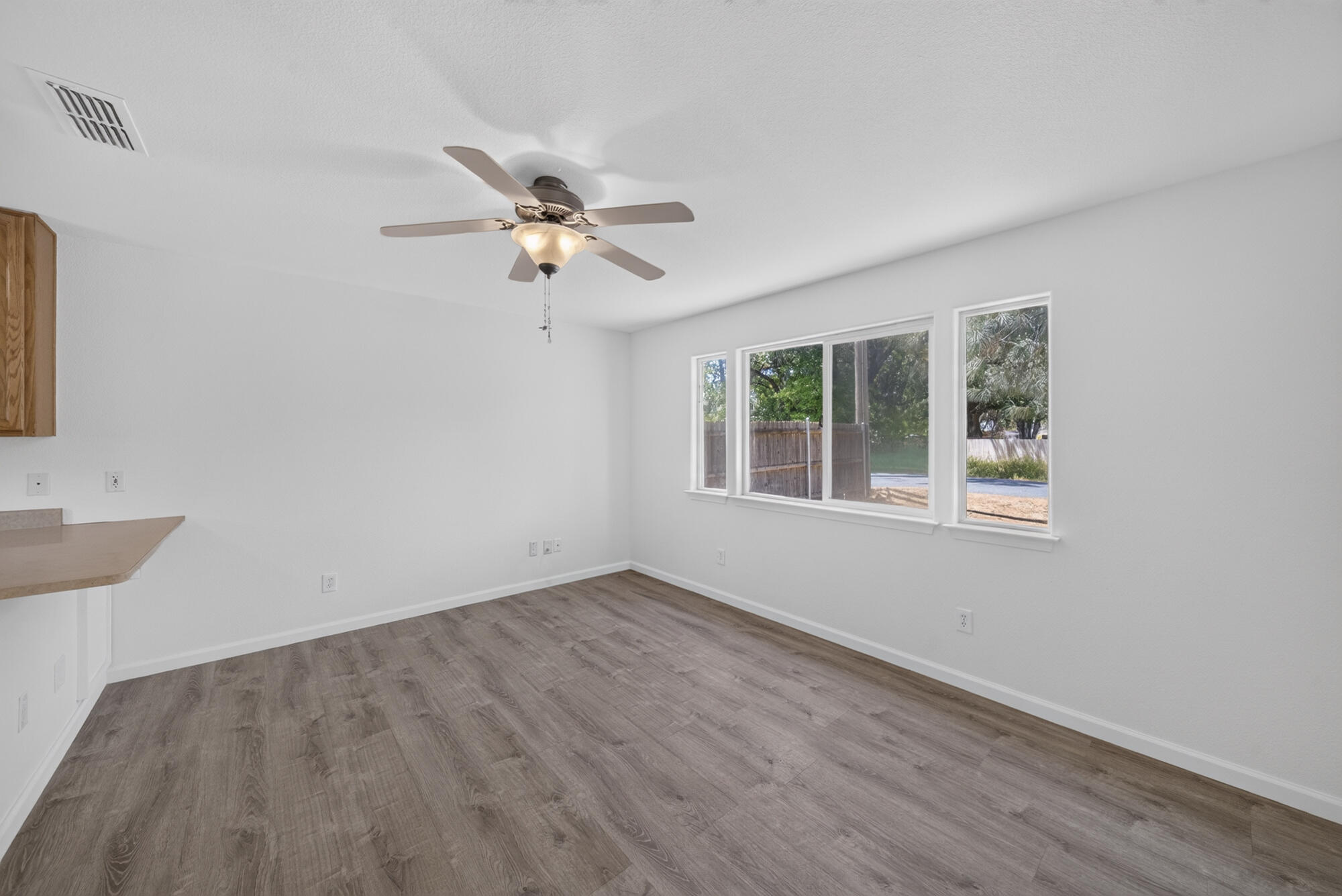 Residential in Shasta Lake 3