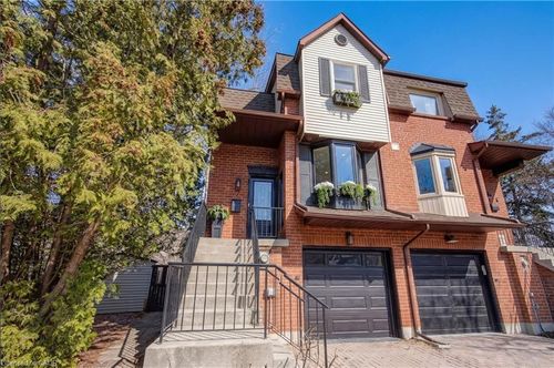 7 Normandy Pl, Oakville, ON, L6K1R9 | Card Image