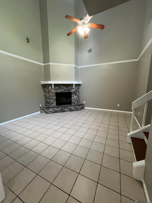 apt-d-3421-D Oneal Ln, Baton Rouge, LA, 70816-3286 | Card Image